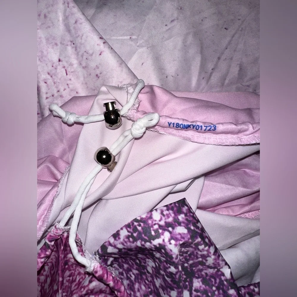 N/A purple circle